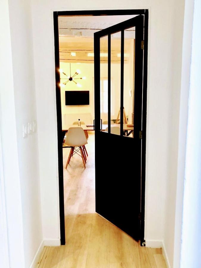 Une Maison Design Dans Le Centre Ville Foix Esterno foto
