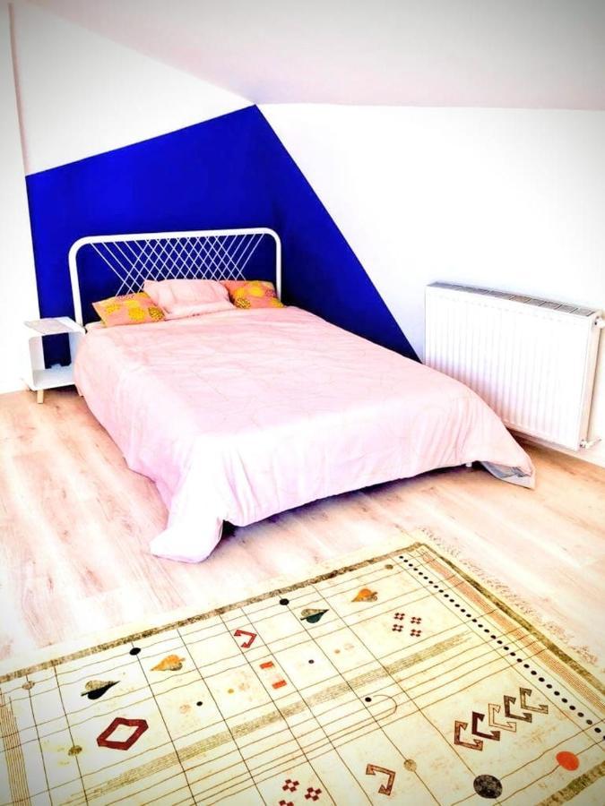 Une Maison Design Dans Le Centre Ville Foix Esterno foto